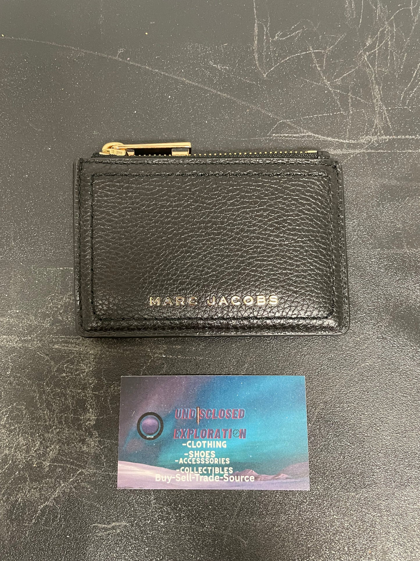 Marc Jacobs Groove Top Zip ID Card Wallet
