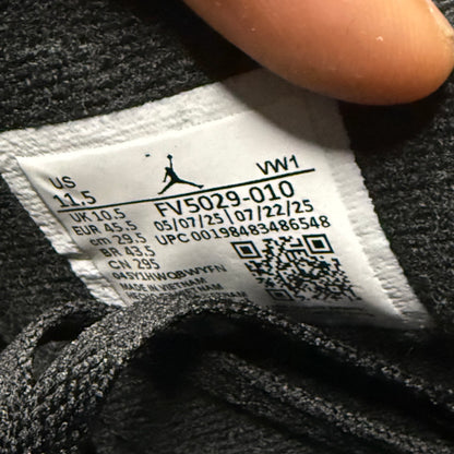 Jordan 4 Black Cat