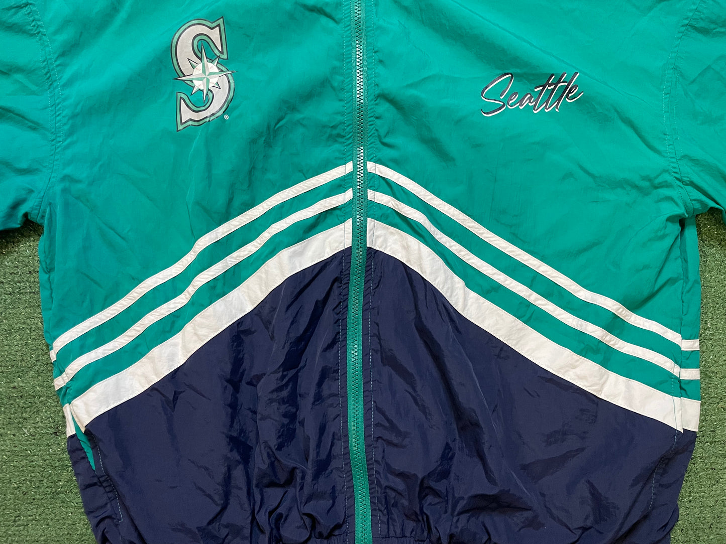 Seattle Mariners blue and teal windbreaker jacket