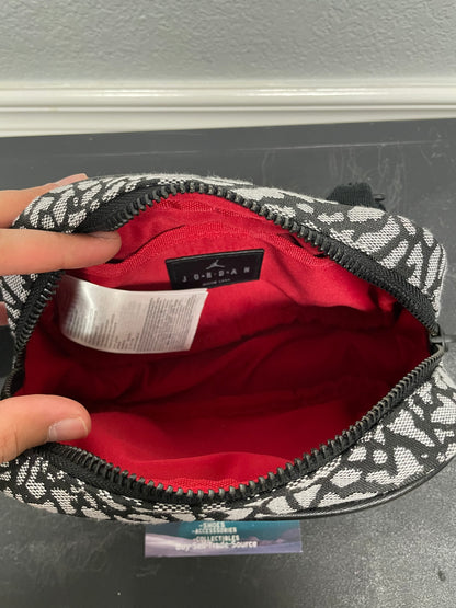 Jordan Icon 1.6L elephant Camera Bag