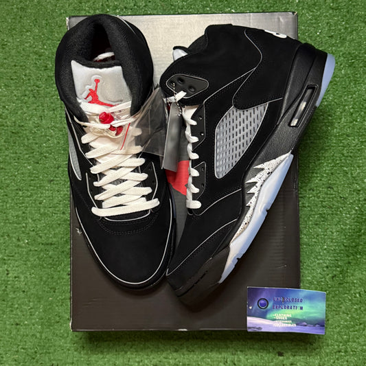 Jordan 5 Black Metallic
