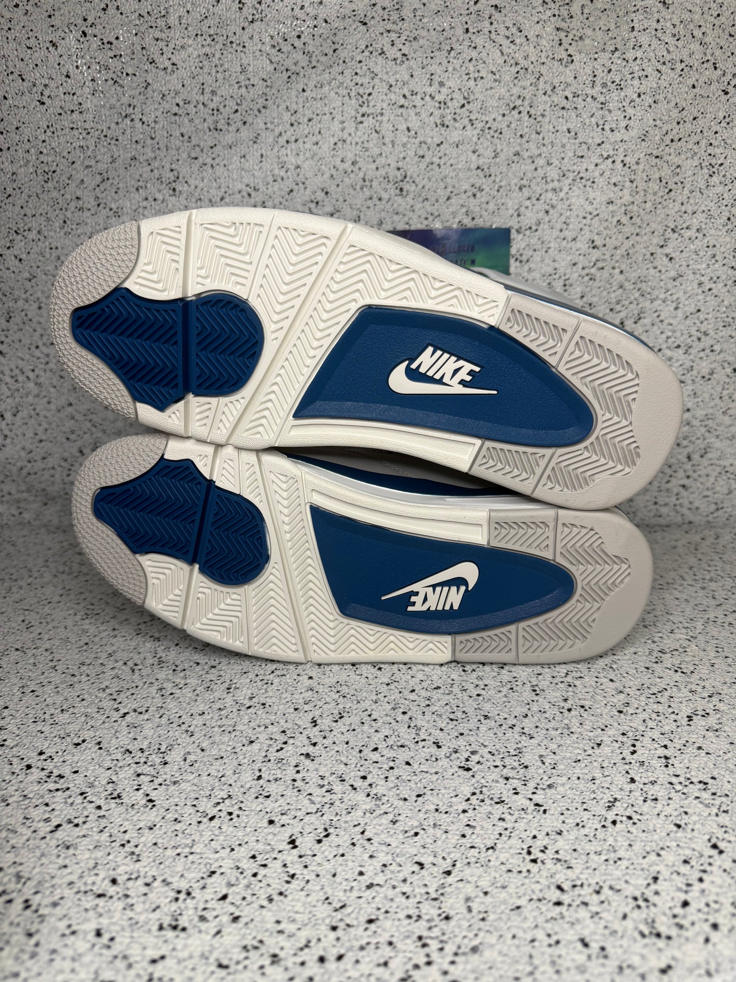 Jordan 4 Military Blue