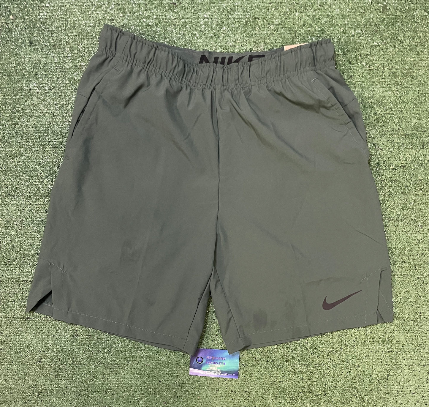 Nike flex woven green shorts