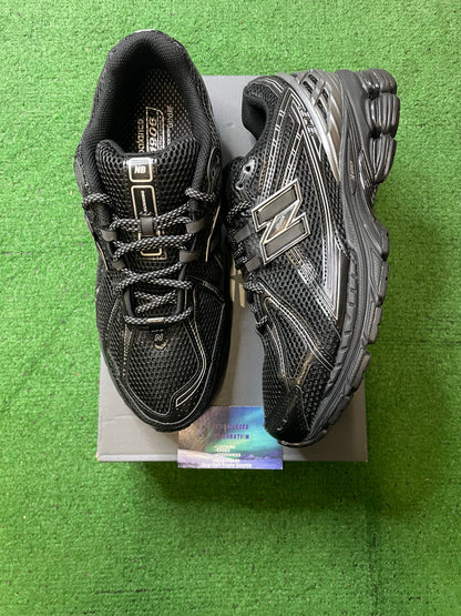 New Balance 1906R Black silver