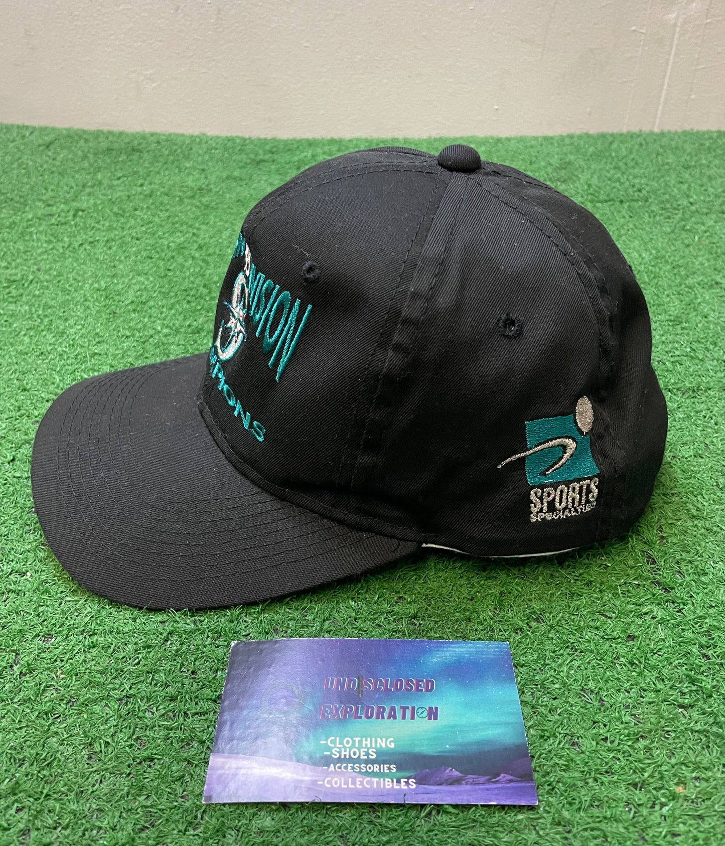 Vintage 1990s Seattle Mariners western division sport specialties hat