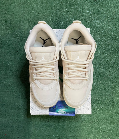 Air Jordan 4 RM light brown