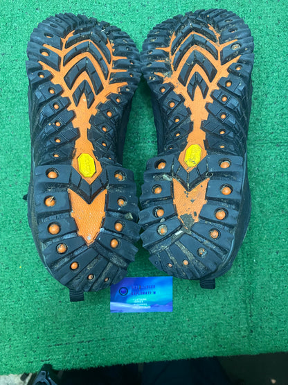 Merrell Isotherm 6 boots size 10.5men/12women