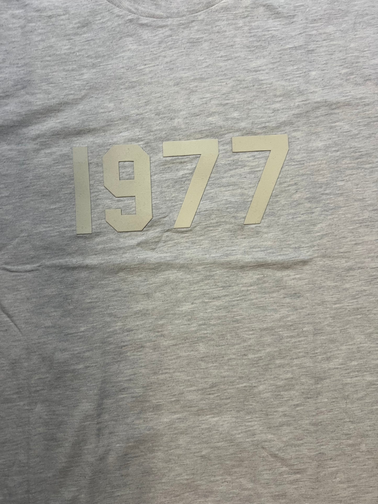 Fear of god essentials 1977 light oatmeal tee