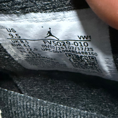 Jordan 4 Black Cat