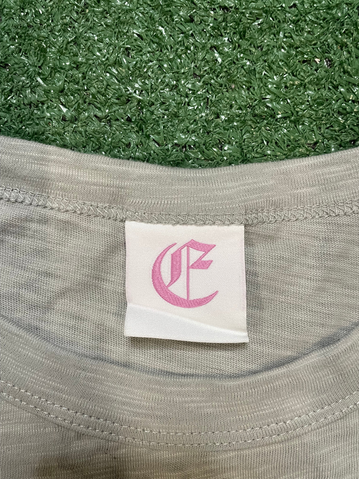 Elysian grey pocket tee