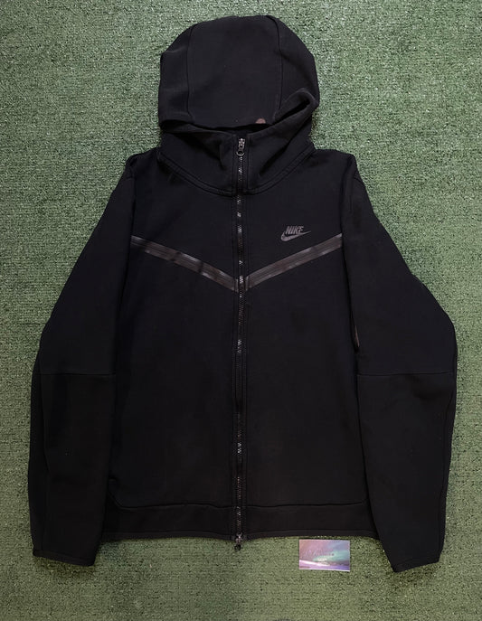Nike tech fleece black hoodie