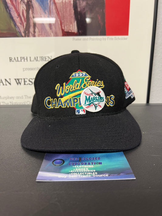 vintage 1990s Florida Marlins  World Series Champions Clubhouse baseball hat