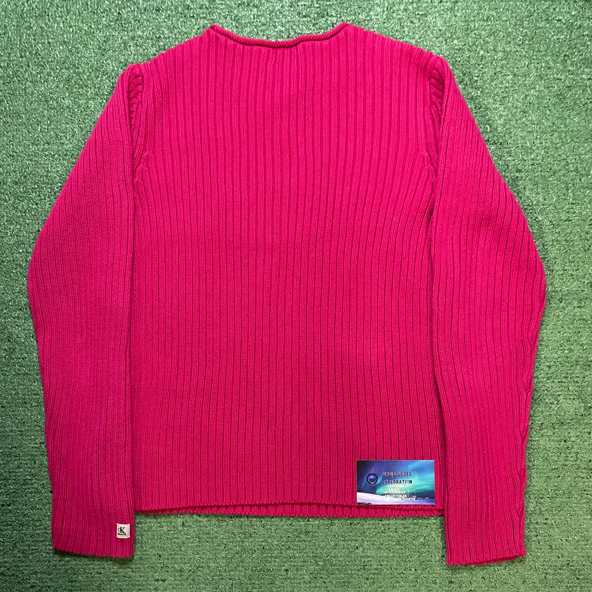 Calvin Klein jeans magenta ribbed crewneck