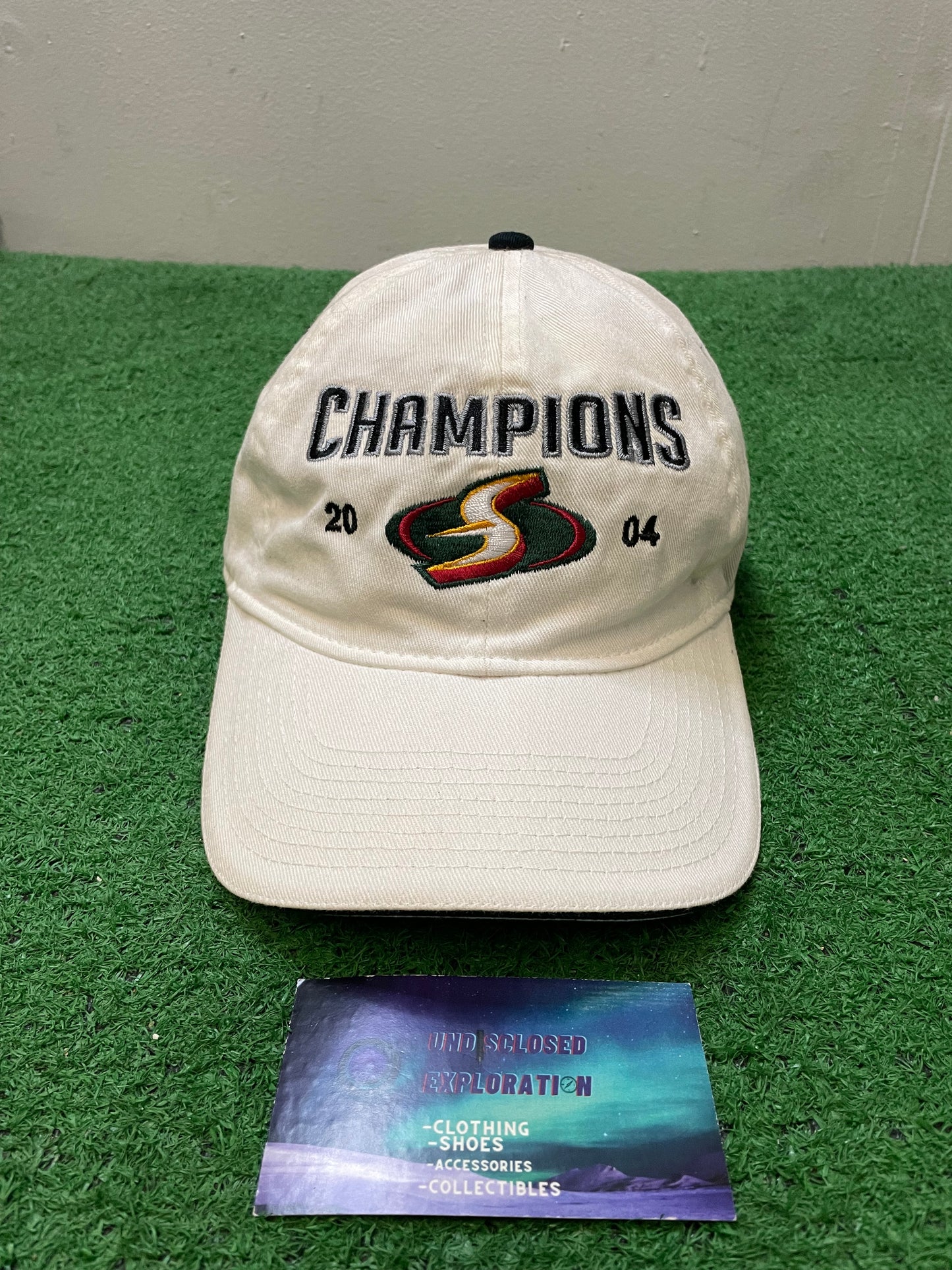 Vintage 2004  Seattle storm WNBA championship hat