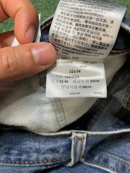 Levi 505 light wash jeans