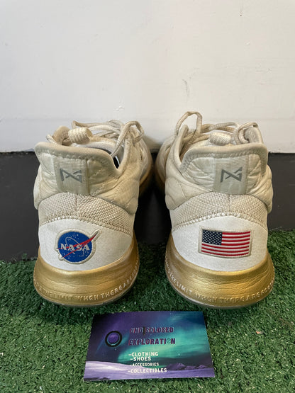Nike PG 3 X NASA Apollo missions size 10men/11.5women