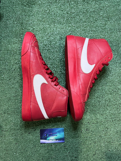 Nike Blazer by you ID size 11men/12.5women
