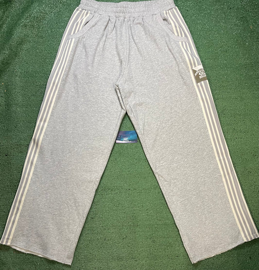 Gv Gallery lil Leon Raspberry Hills sweatpants