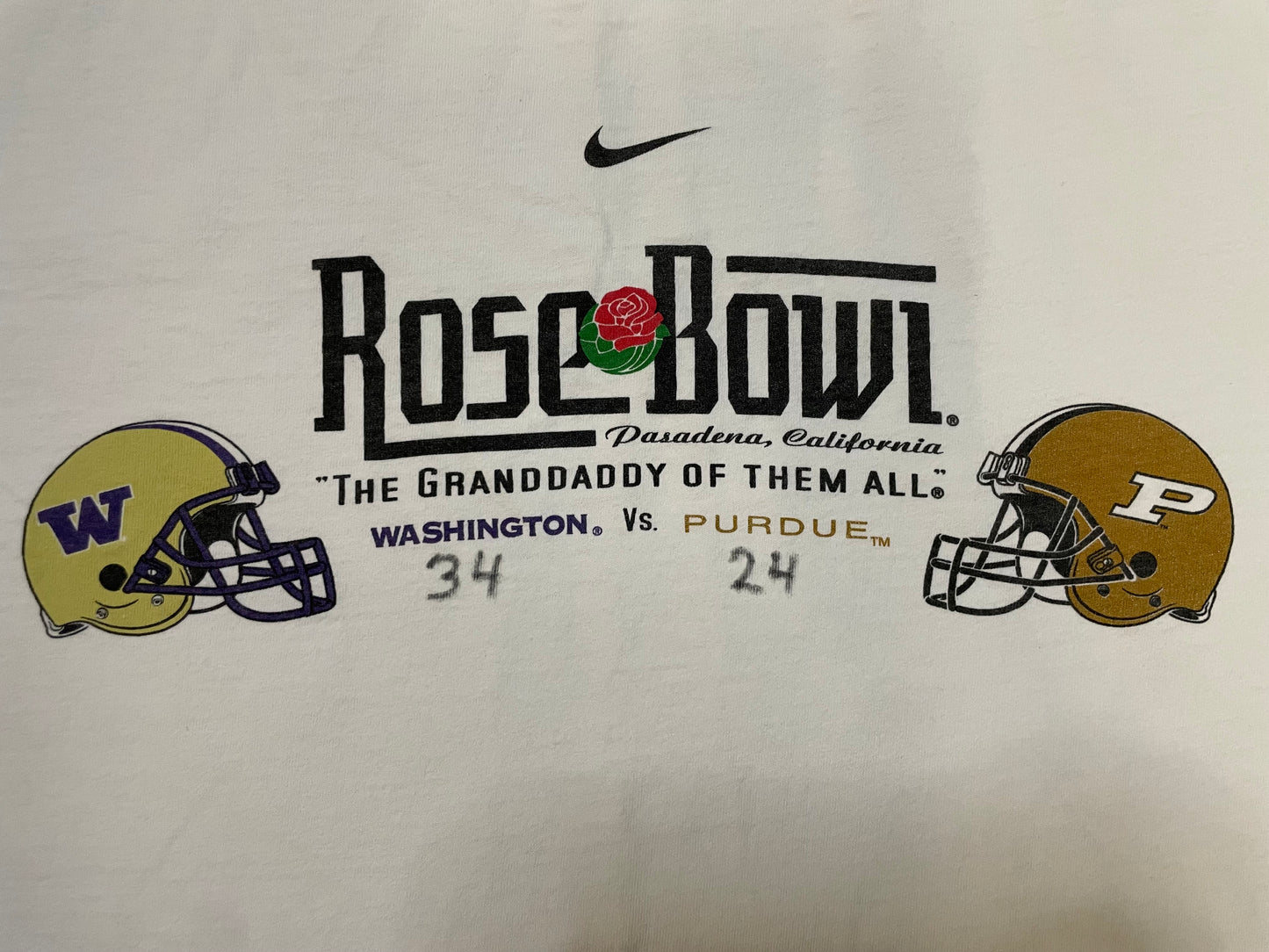 Vintage 2001 Rose Bowl UW VS Purdue tee