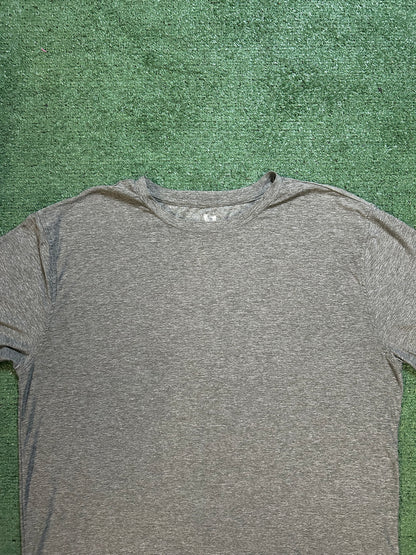 Vuori starto tech heather grey tee