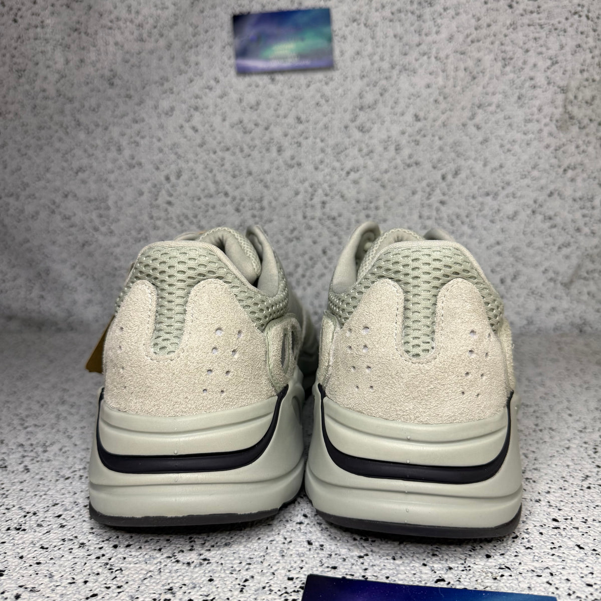 Adidas Yeezy 700 Salt