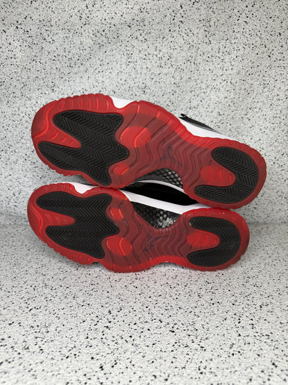 Jordan 11 Low Bred 10.5 Men/12 Women “Preowned”