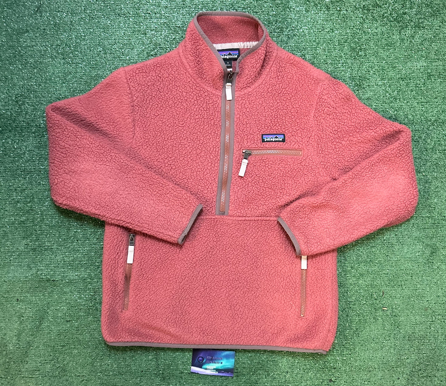 Patagonia pink marsupial fleece pullover