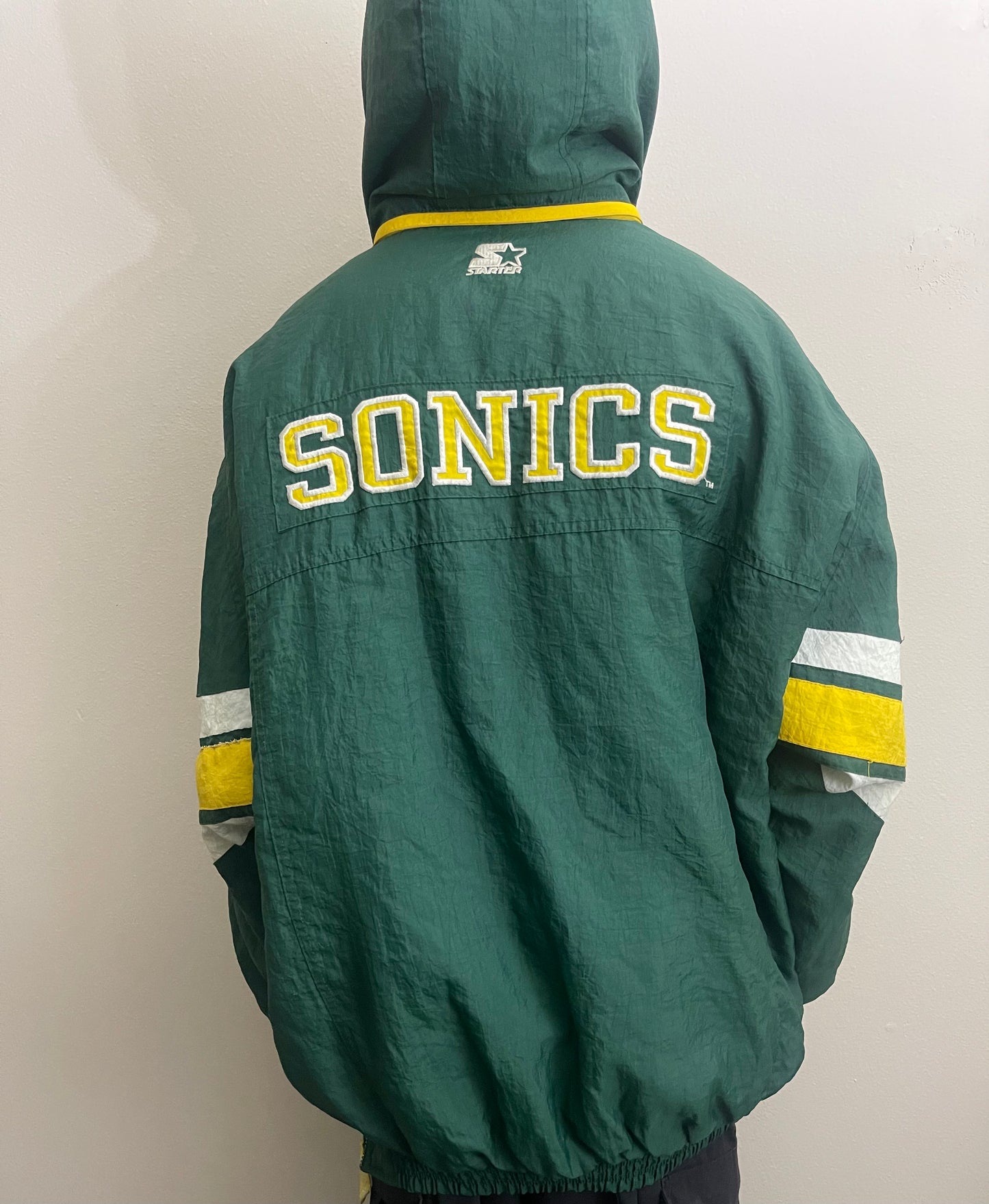 Vintage 1990s Seattle supersonics starter jacket