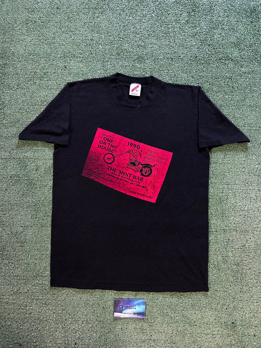 Vintage 1990 mint bar double sided tee