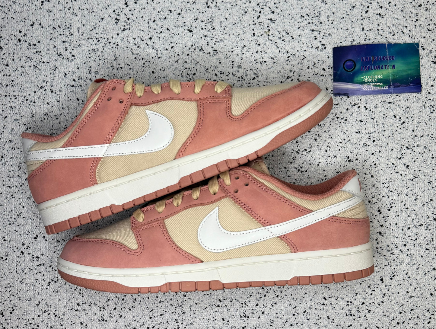 Nike Dunk Low Red Stardust