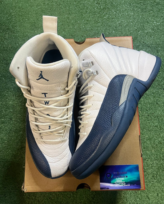 Jordan 12 French blue size 10.5men/12women