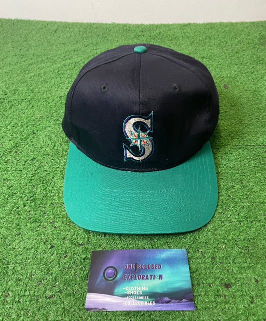 Vintage 1990s Seattle Mariners embroidered hat