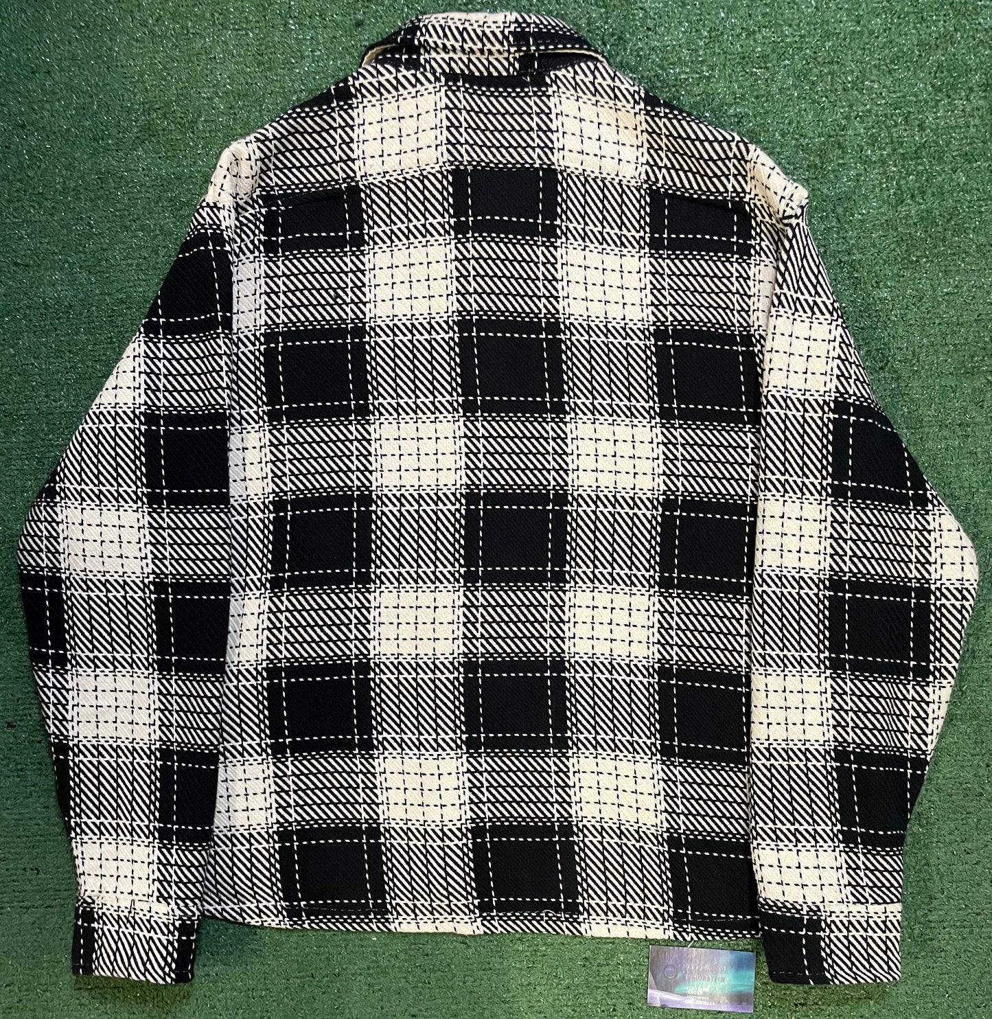 MNML plaid black and white flannel