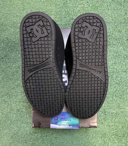 DC COURT GRAFFIK black