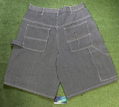 GV Gallery state prop Raspberry hills denim shorts