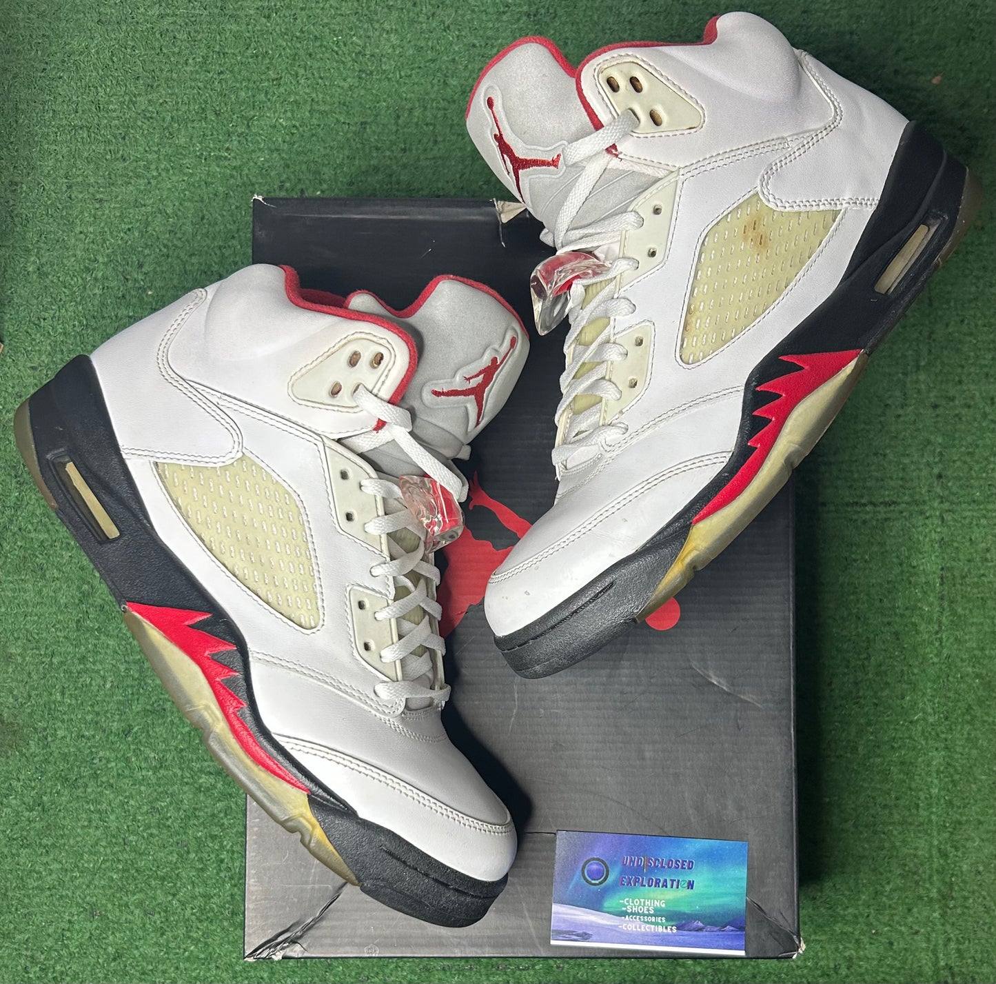 Jordan 5 fire red 2013 size 9men/10.5women