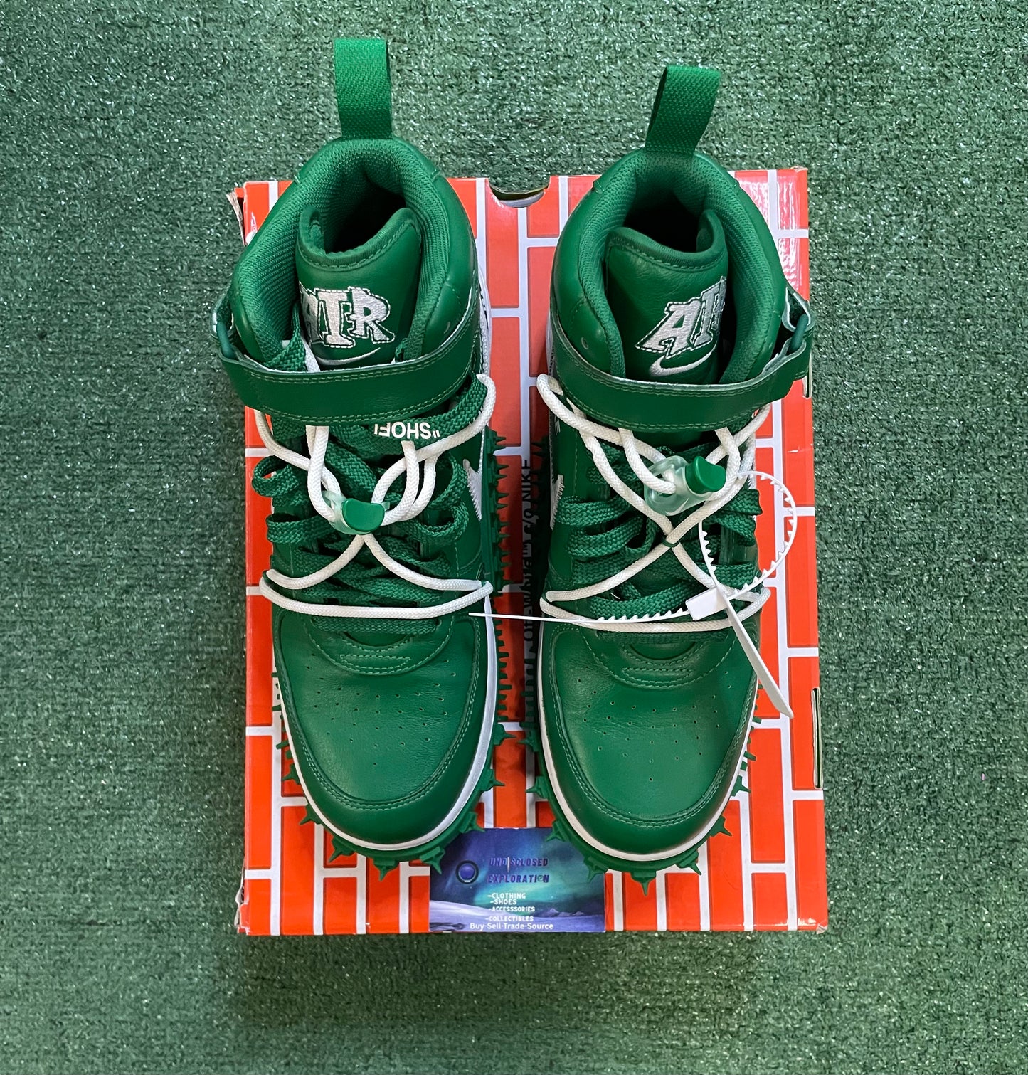 Off white X Nike Air Force 1 Mid pine green size 11men/12.5women
