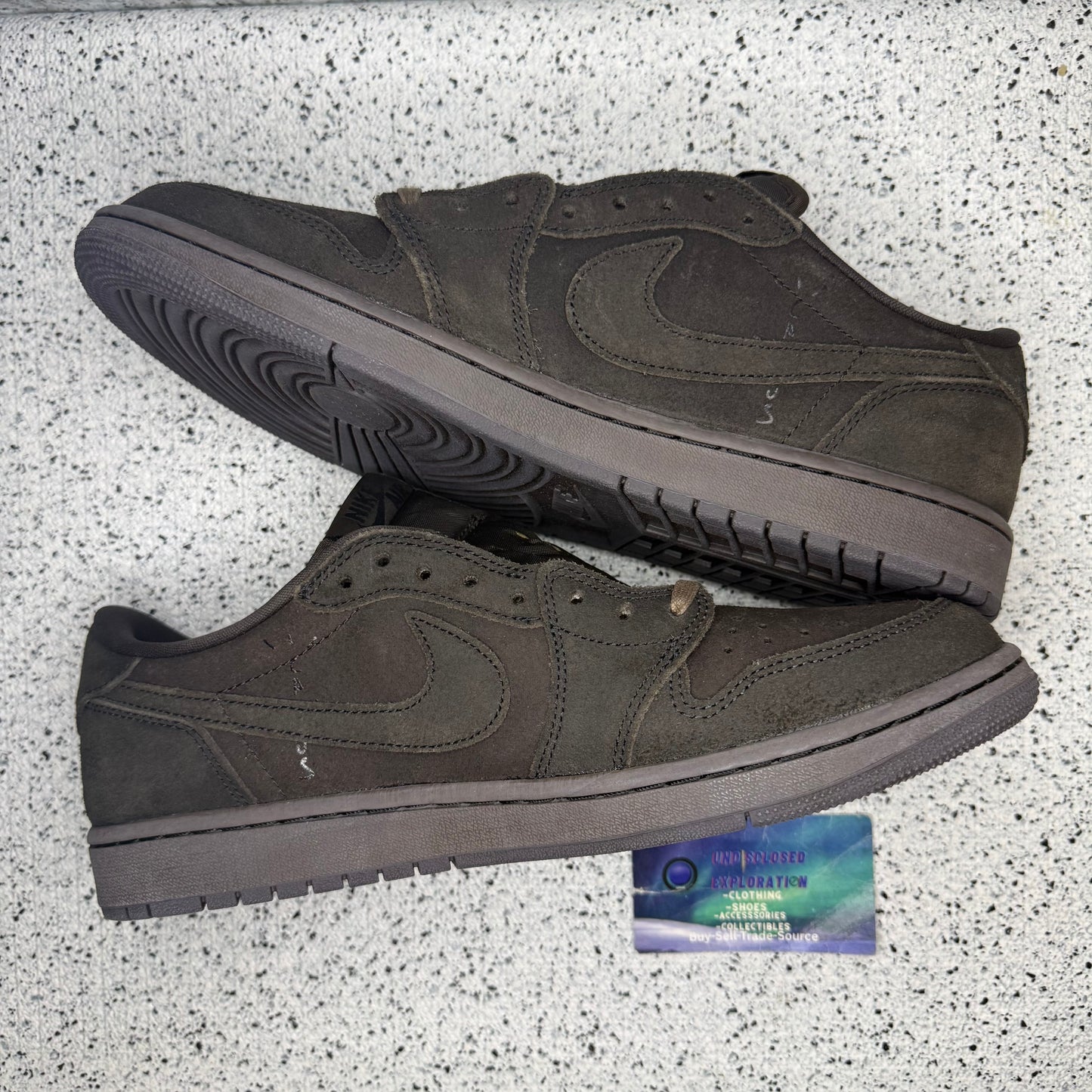 Jordan 1 Low Travis Scott Velvet