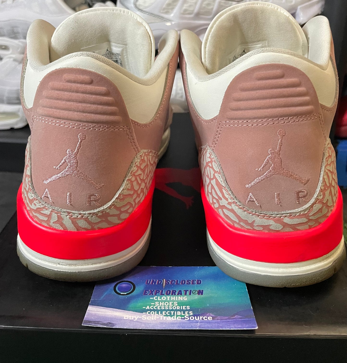 Air Jordan 3 rust pink size 10men/11.5women