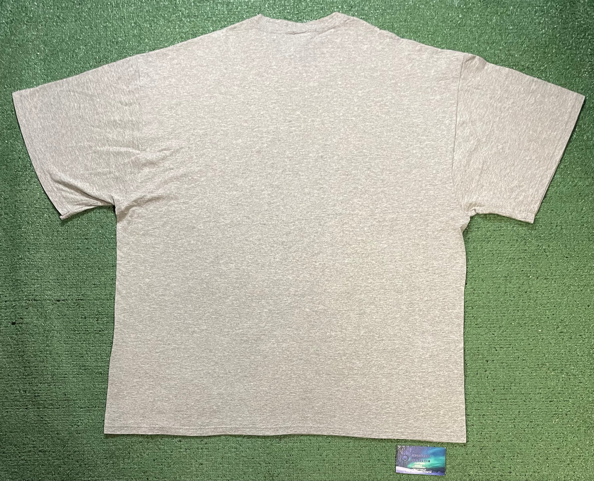 Vintage 1970s Army grey & black tee