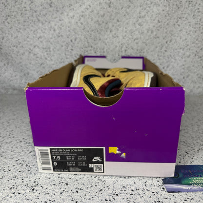 Nike Dunk SB City Of Cinema