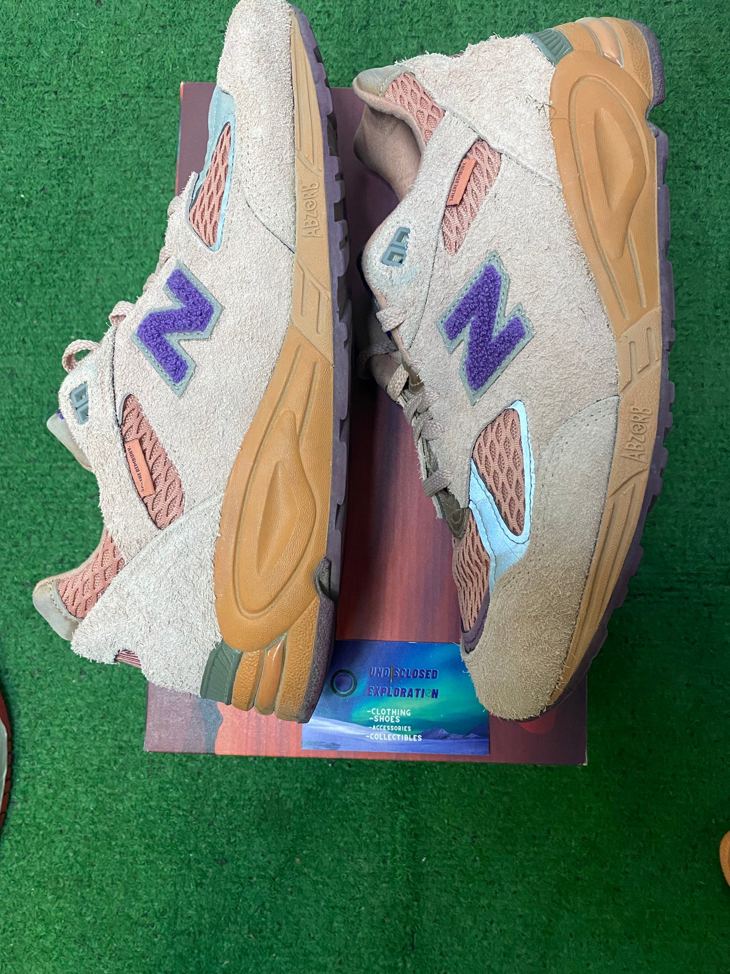 New balance 990v2  Salehe bembury Sand be the time  size 10men/11.5women