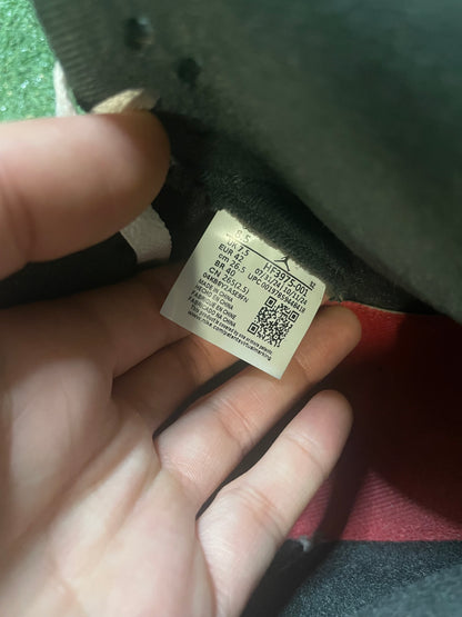 Air Jordan 5 black metallic reimagined size 8.5men/10women