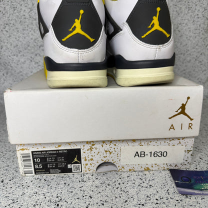 Jordan 4 Sulfur 8.5 Men “Preowned”