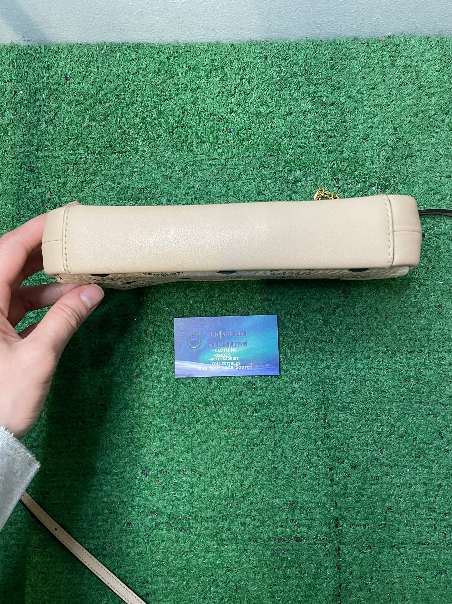MCM visetos beige leather shoulder bag
