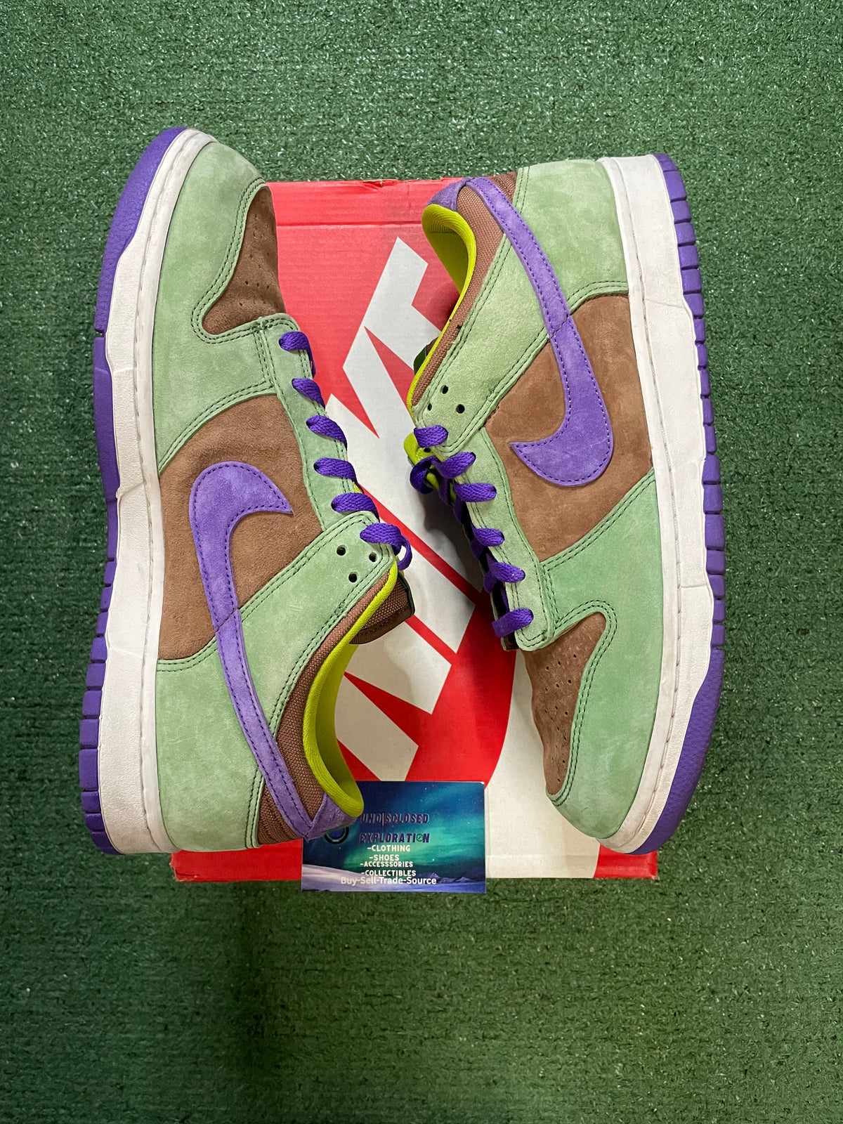 Nike Dunk low veneer size 12men/13.5women