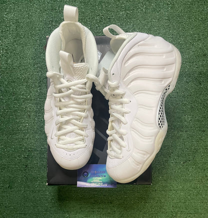 Nike Air Foamposite One triple white