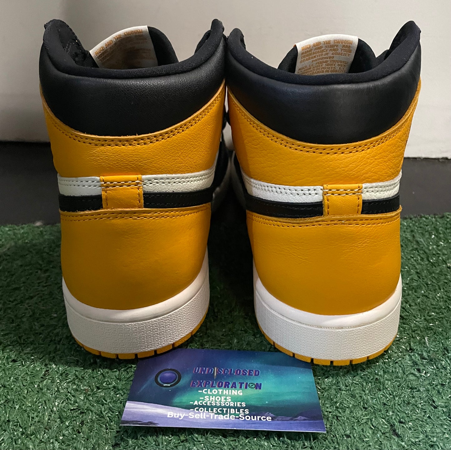 Air Jordan 1 high yellow taxi