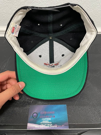 Vintage 1990s Dv8 Seattle hat
