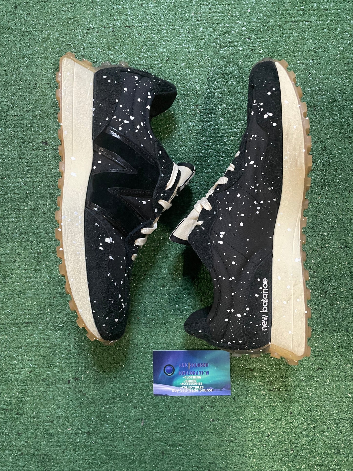 New Balance 327 X Joshua Vides paint splatter size 10men/11.5women